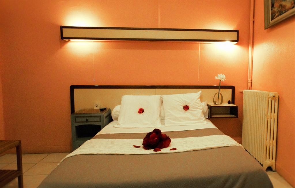 Hotel Innova Cardabella Avignon Zimmer foto
