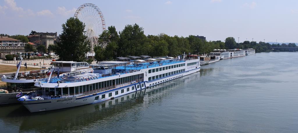 Hotel Innova Cardabella Avignon Exterior foto