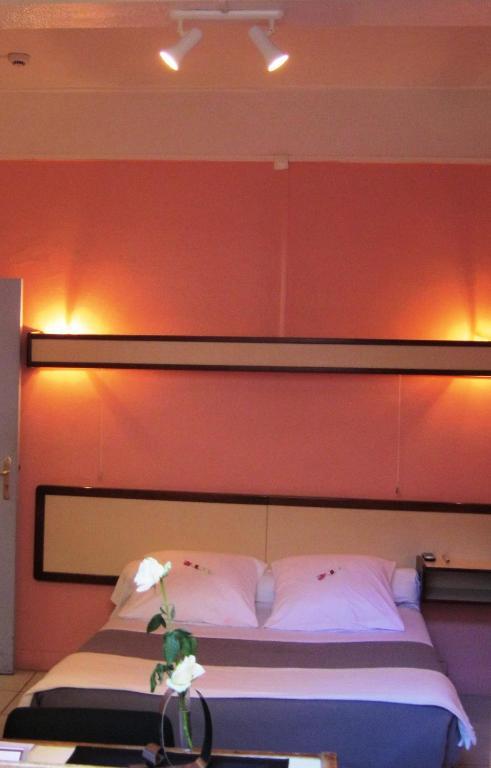 Hotel Innova Cardabella Avignon Zimmer foto