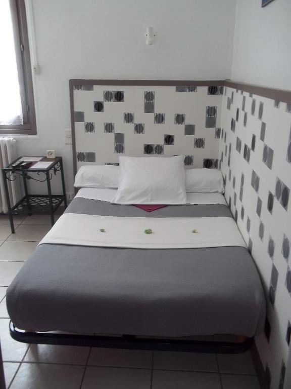 Hotel Innova Cardabella Avignon Zimmer foto