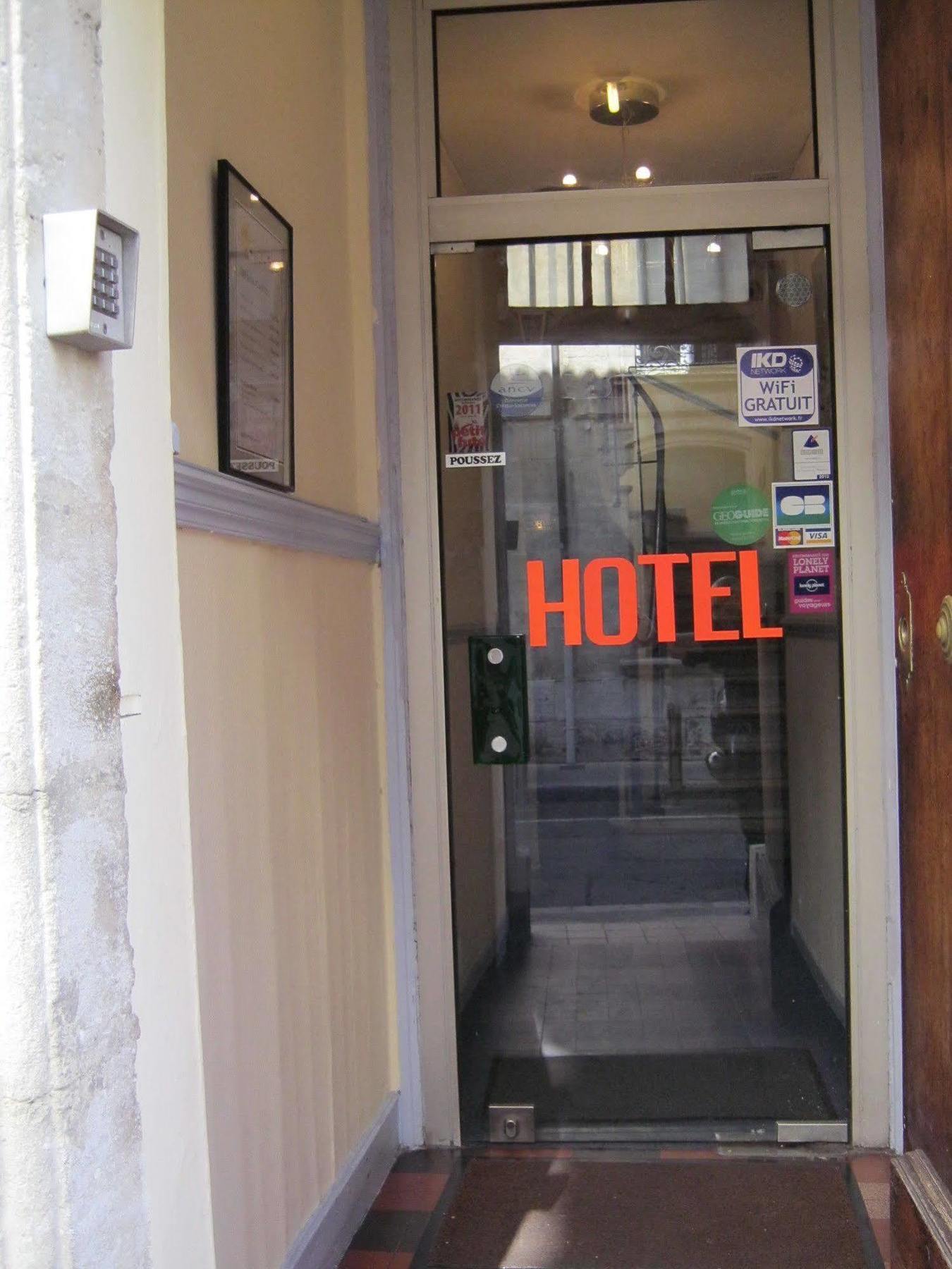 Hotel Innova Cardabella Avignon Exterior foto